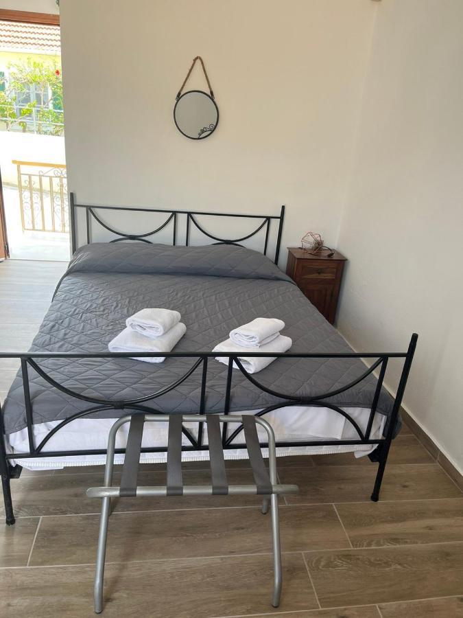 Vassilis Retreat Hotel Asos Bagian luar foto