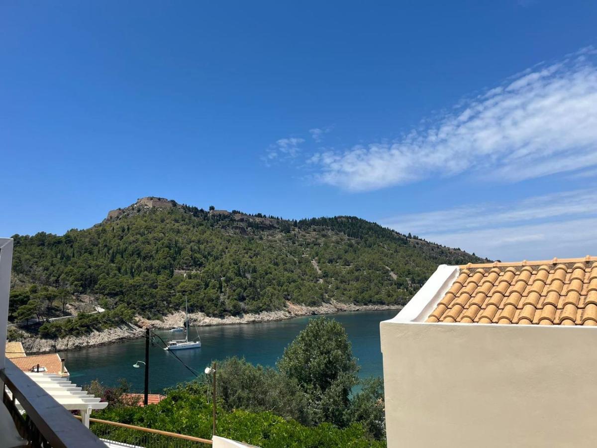 Vassilis Retreat Hotel Asos Bagian luar foto