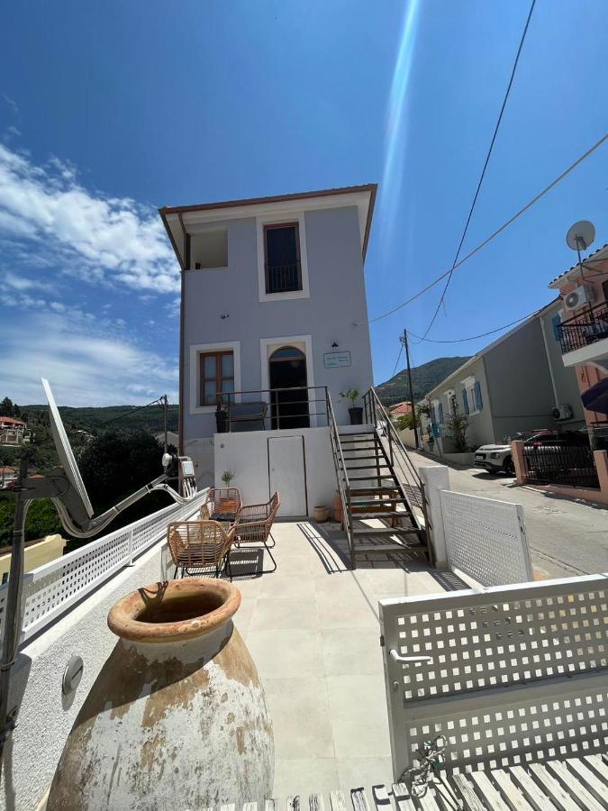 Vassilis Retreat Hotel Asos Bagian luar foto